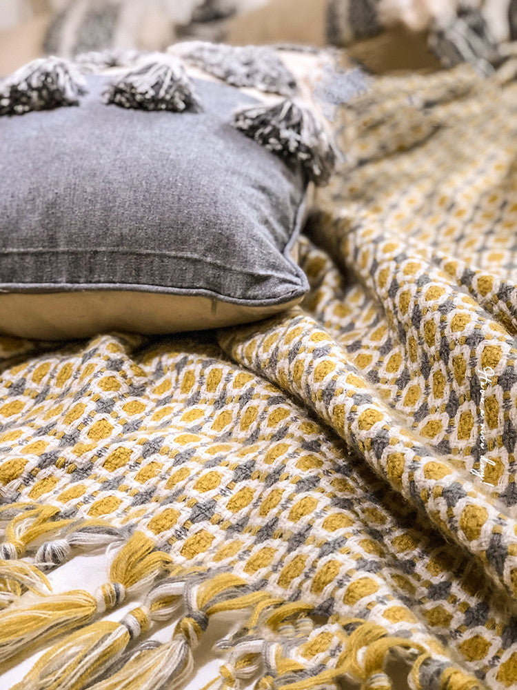 Plaid tricoté à franges – Couverture canapé douce et couverture de sieste
