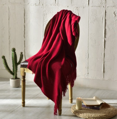 Petit plaid tricoté à franges – Couverture douce pour sieste et canapé